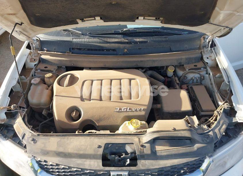 Photo 10 of 2014 Dodge Journey SXT (VIN 3C4PDDBG7ET192936)