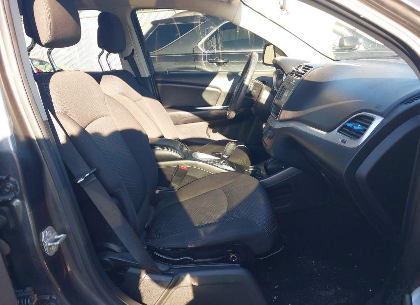 Photo 5 of 2014 Dodge Journey SXT (VIN 3C4PDDBG7ET251404)