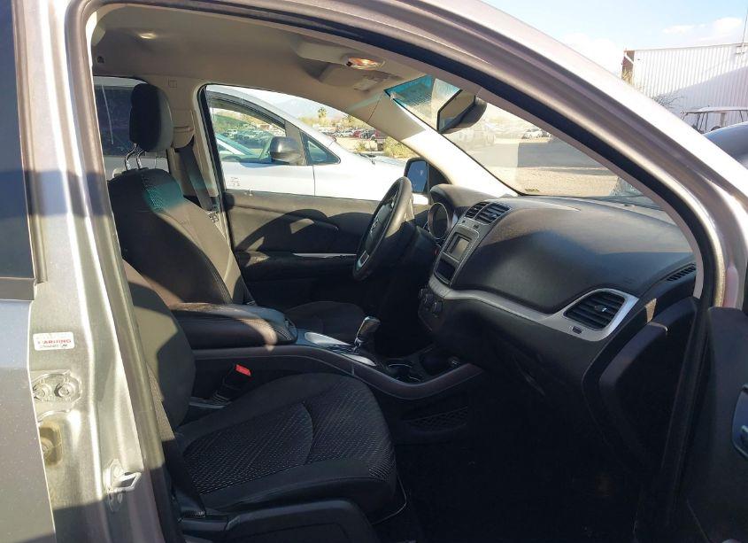 Photo 5 of 2016 Dodge Journey SXT (VIN 3C4PDDBG7GT151144)
