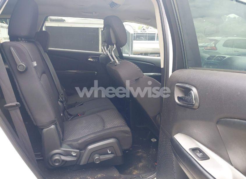 Photo 8 of 2014 Dodge Journey SXT (VIN 3C4PDDBG8ET158164)