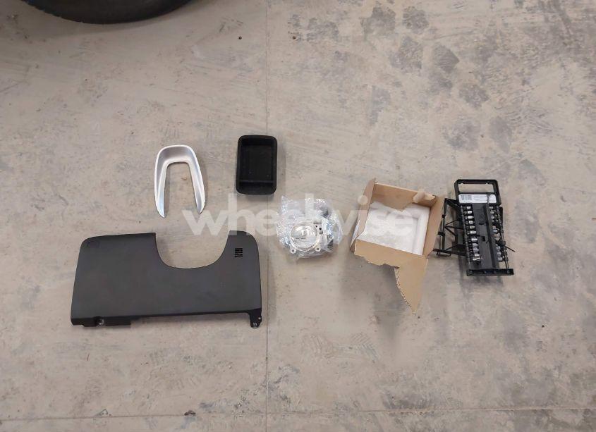 Photo 12 of 2014 Dodge Journey SXT (VIN 3C4PDDBG8ET206066)