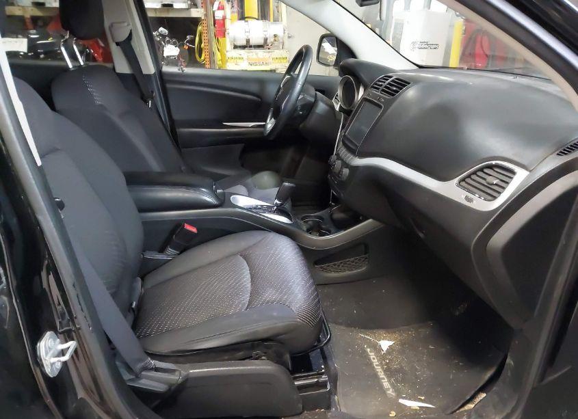 Photo 5 of 2015 Dodge Journey SXT (VIN 3C4PDDBG8FT646015)