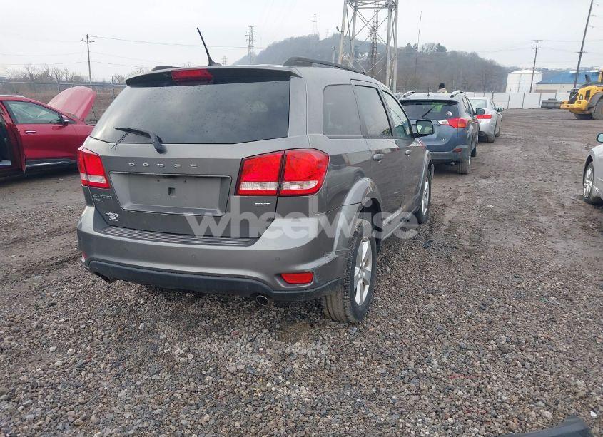 Photo 4 of 2012 Dodge Journey SXT (VIN 3C4PDDBG9CT397140)