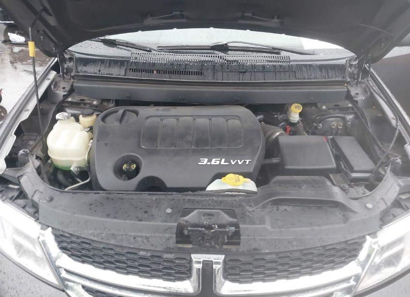 Photo 10 of 2014 Dodge Journey SXT (VIN 3C4PDDBG9ET186779)