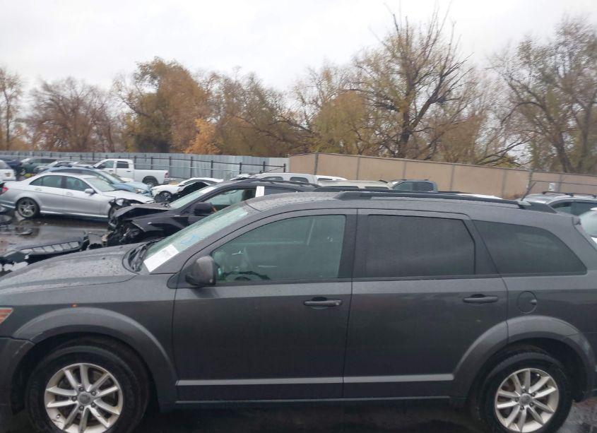 Photo 14 of 2014 Dodge Journey SXT (VIN 3C4PDDBG9ET186779)