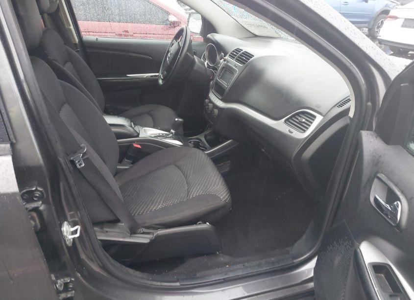 Photo 5 of 2014 Dodge Journey SXT (VIN 3C4PDDBG9ET186779)