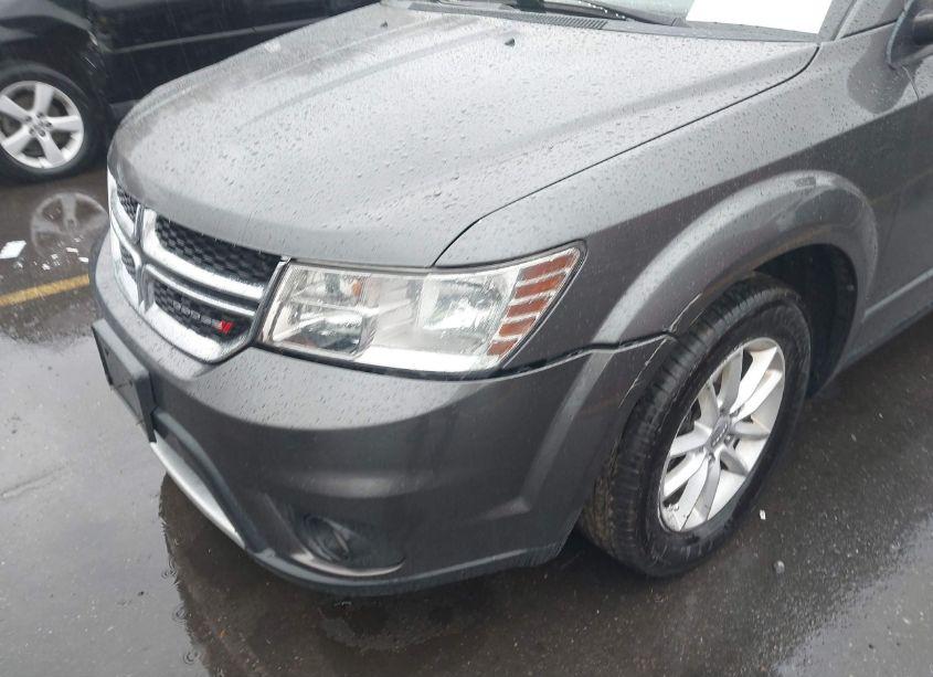 Photo 6 of 2014 Dodge Journey SXT (VIN 3C4PDDBG9ET186779)