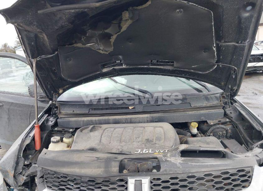 Photo 10 of 2015 Dodge Journey SXT (VIN 3C4PDDBG9FT518883)