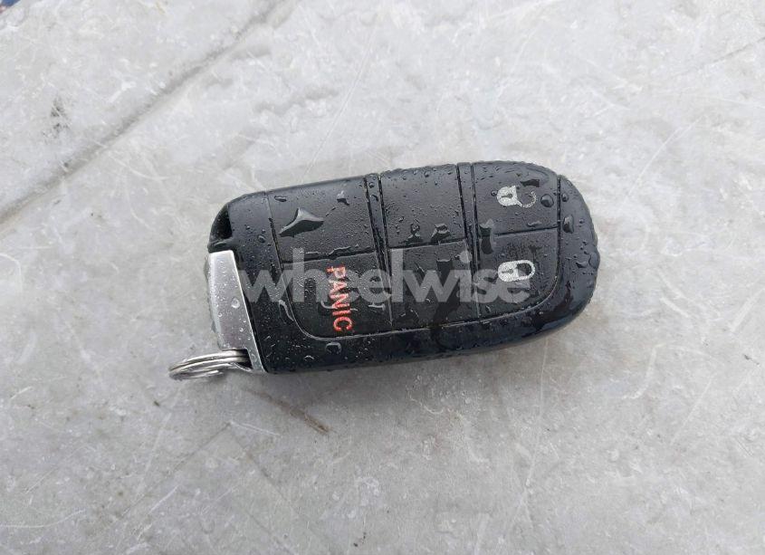 Photo 11 of 2016 Dodge Journey SXT (VIN 3C4PDDBG9GT101930)