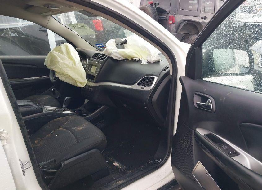 Photo 5 of 2017 Dodge Journey SXT AWD (VIN 3C4PDDBG9HT592128)