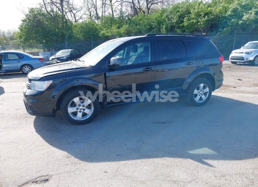 Photo 2 of 2012 Dodge Journey SXT (VIN 3C4PDDBGXCT160348)
