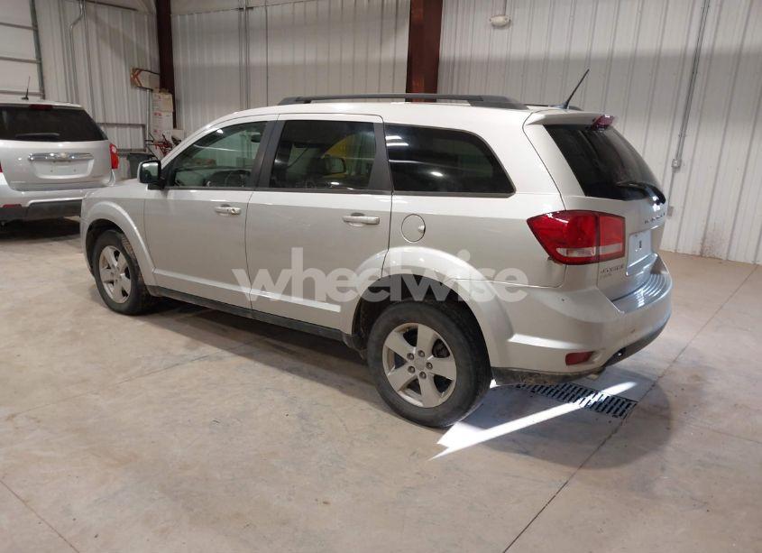 Photo 3 of 2012 Dodge Journey SXT (VIN 3C4PDDBGXCT257498)
