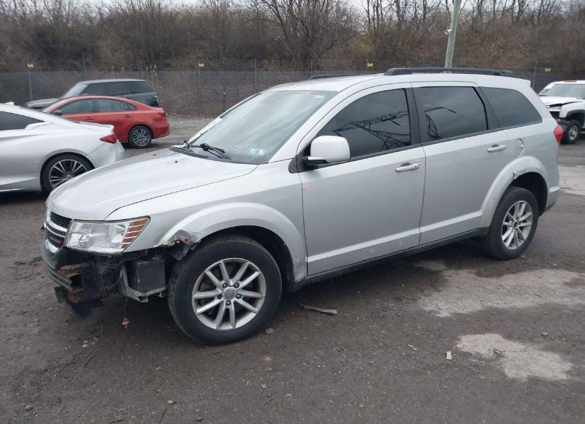 Photo 2 of 2013 Dodge Journey SXT (VIN 3C4PDDBGXDT571413)