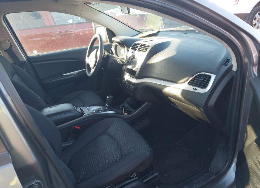 Photo 5 of 2013 Dodge Journey SXT (VIN 3C4PDDBGXDT614972)