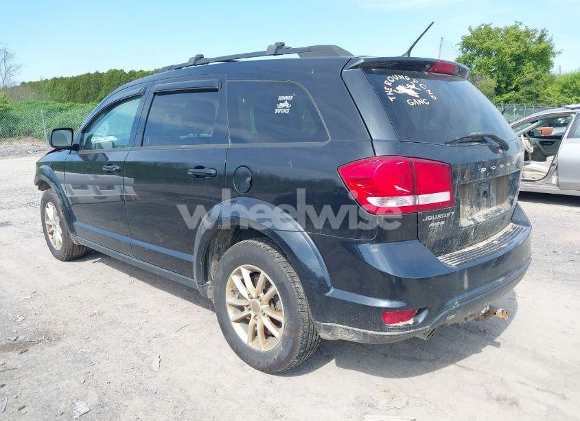 Photo 3 of 2013 Dodge Journey SXT (VIN 3C4PDDBGXDT680681)