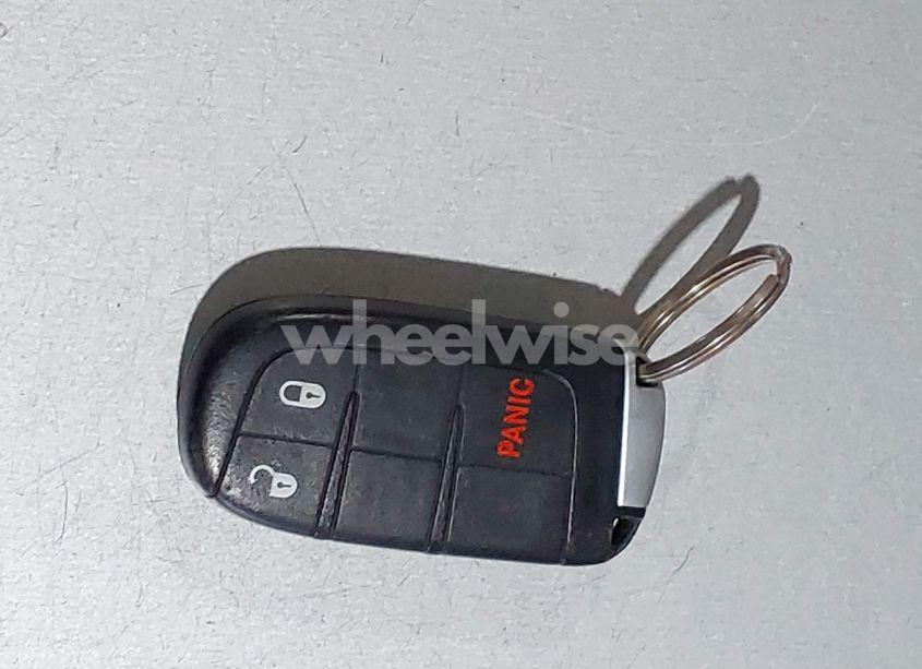 Photo 11 of 2014 Dodge Journey SXT (VIN 3C4PDDBGXET179002)