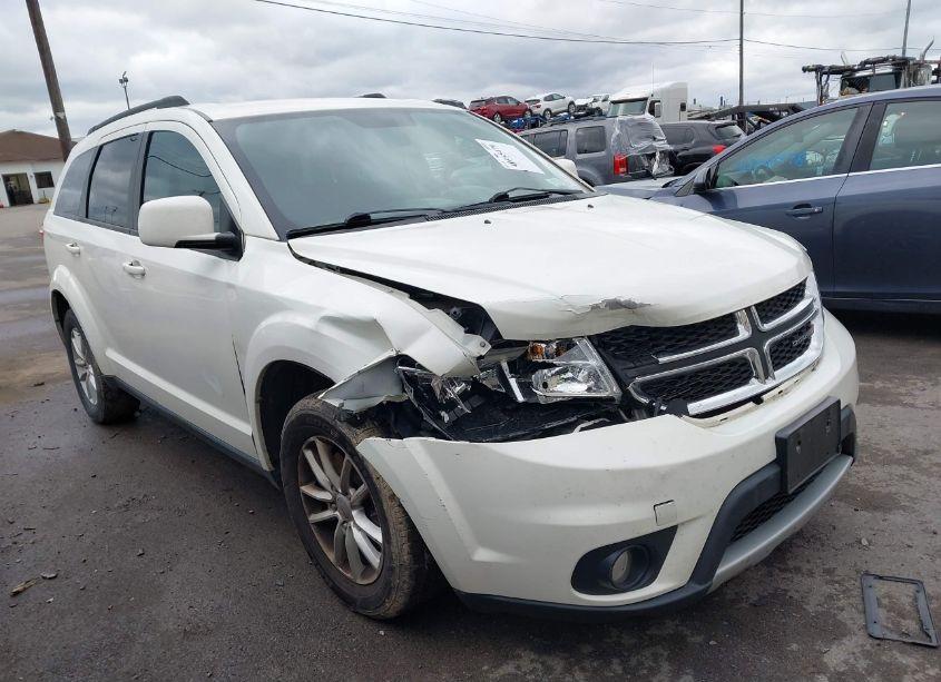 2015 Dodge Journey SXT (VIN 3C4PDDBGXFT646145) main photo