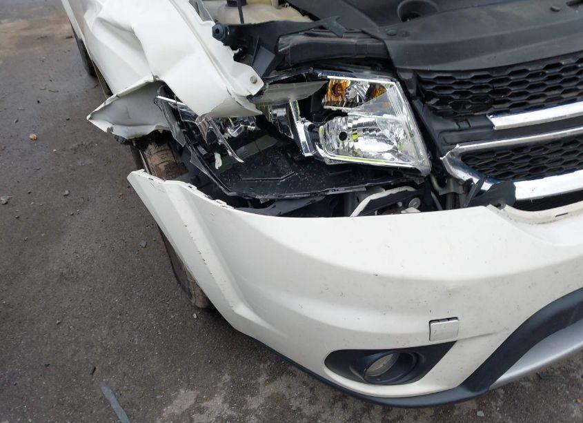 Photo 6 of 2015 Dodge Journey SXT (VIN 3C4PDDBGXFT646145)