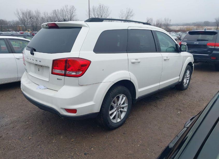 Photo 4 of 2017 Dodge Journey SXT (VIN 3C4PDDBGXHT512836)