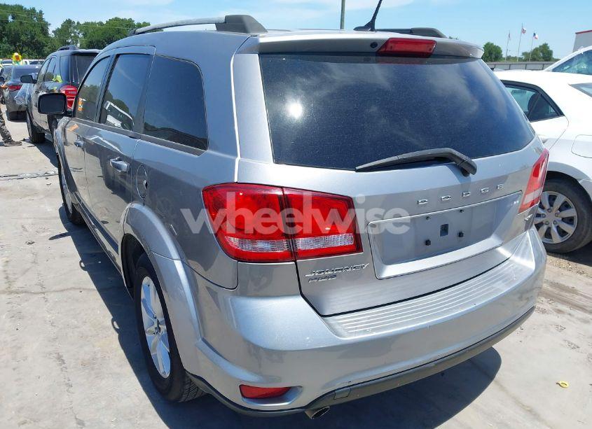 Photo 3 of 2017 Dodge Journey SXT AWD (VIN 3C4PDDBGXHT618056)