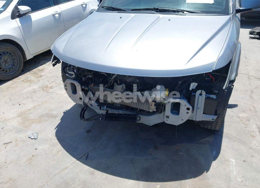 Photo 6 of 2017 Dodge Journey SXT AWD (VIN 3C4PDDBGXHT618056)