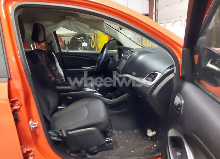 Photo 5 of 2017 Dodge Journey SXT AWD (VIN 3C4PDDBGXHT706251)