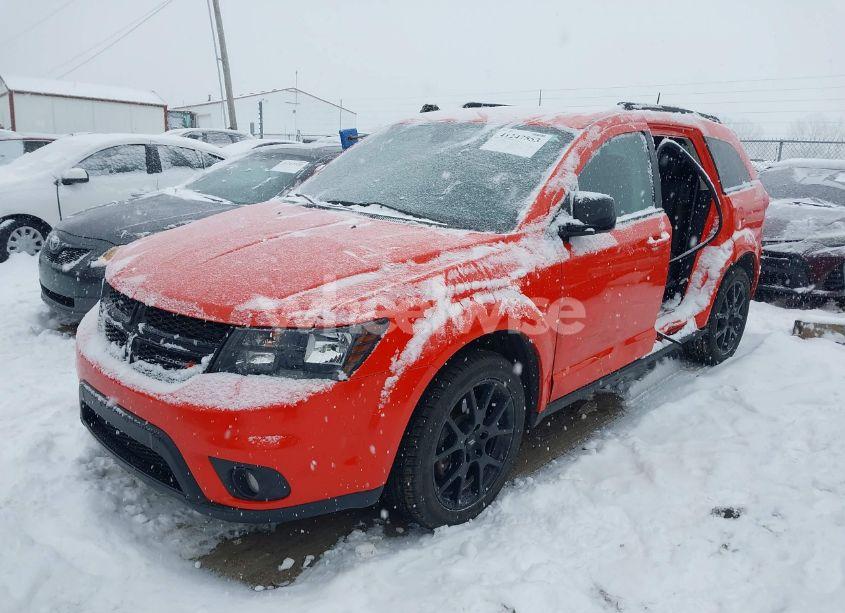 Photo 2 of 2019 Dodge Journey SE AWD (VIN 3C4PDDBGXKT805384)