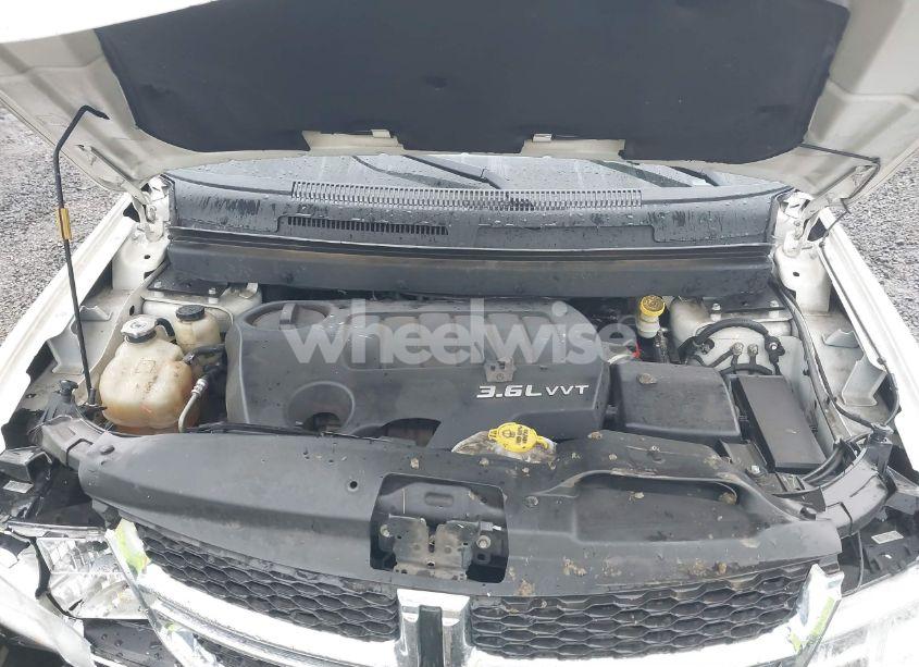 Photo 10 of 2014 Dodge Journey LIMITED (VIN 3C4PDDDG9ET106426)