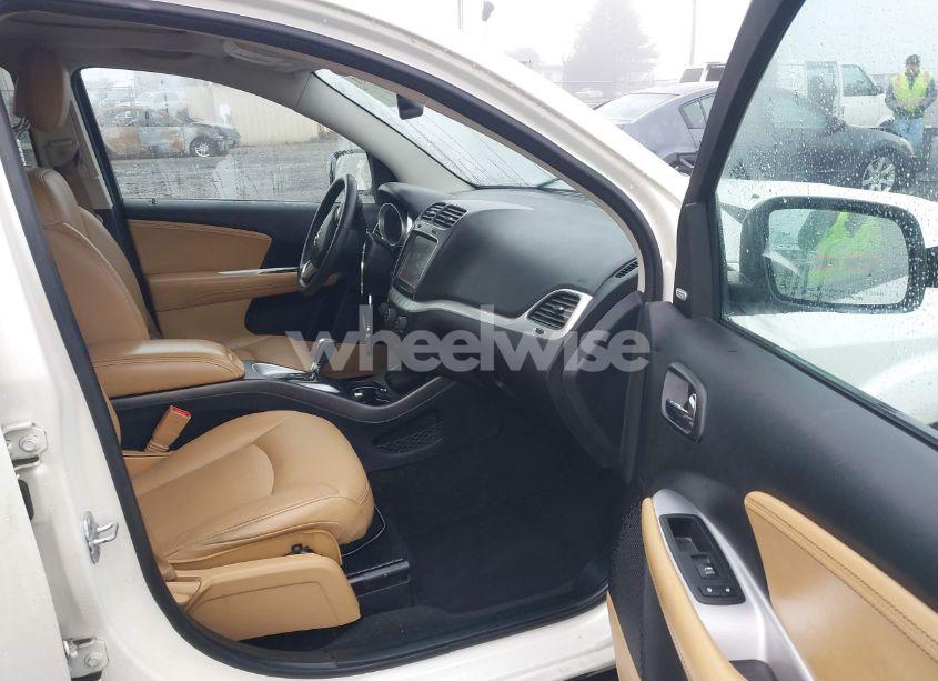 Photo 5 of 2014 Dodge Journey LIMITED (VIN 3C4PDDDG9ET106426)