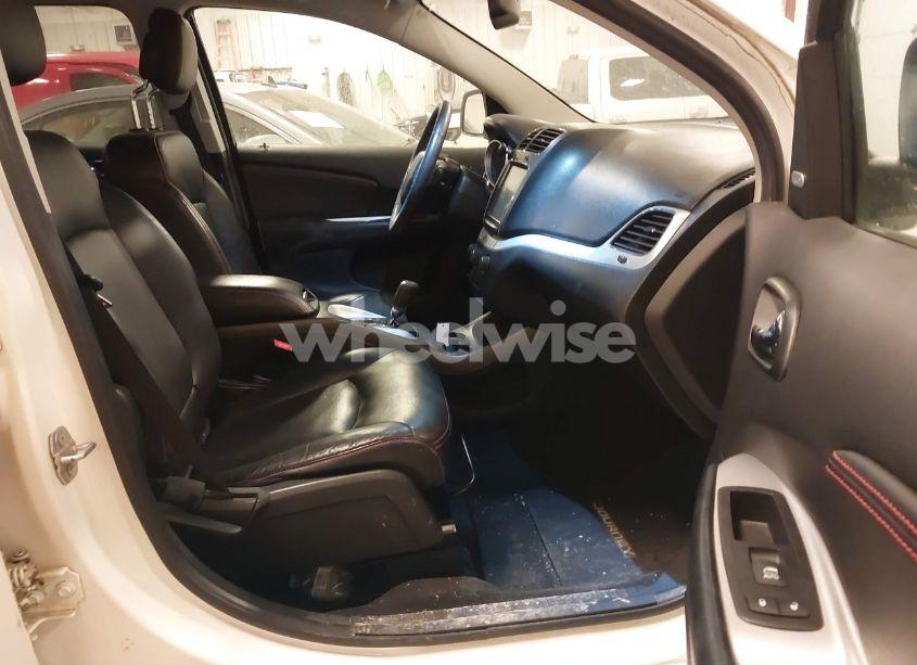 Photo 5 of 2016 Dodge Journey R/T (VIN 3C4PDDEG0GT161042)