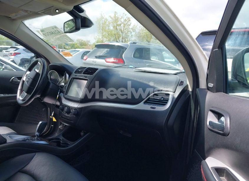 Photo 5 of 2019 Dodge Journey GT AWD (VIN 3C4PDDEG1KT687933)