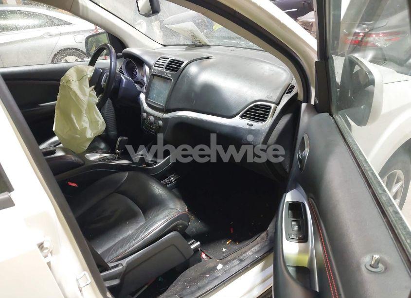 Photo 5 of 2018 Dodge Journey GT AWD (VIN 3C4PDDEG6JT229996)