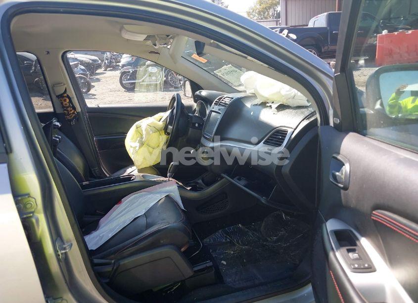 Photo 5 of 2019 Dodge Journey GT AWD (VIN 3C4PDDEG6KT764702)