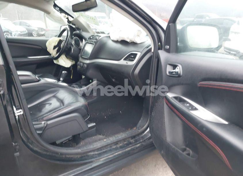 Photo 5 of 2018 Dodge Journey GT AWD (VIN 3C4PDDEG9JT311673)