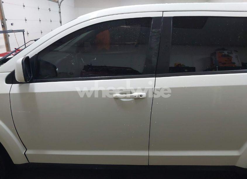 Photo 14 of 2018 Dodge Journey GT AWD (VIN 3C4PDDEG9JT463159)