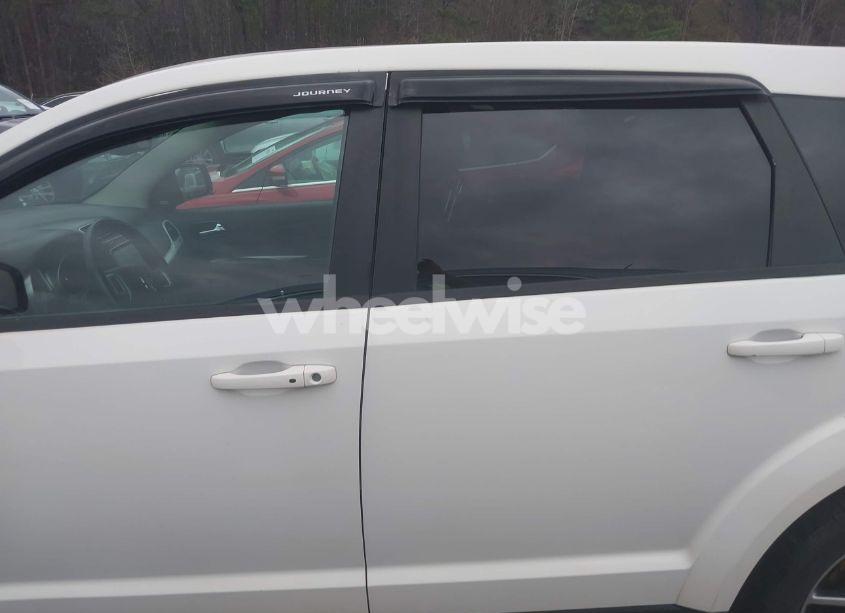 Photo 14 of 2017 Dodge Journey GT AWD (VIN 3C4PDDEGXHT610504)