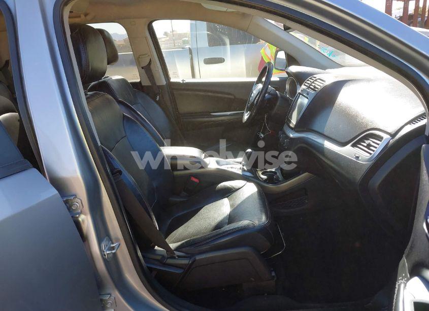 Photo 5 of 2019 Dodge Journey GT AWD (VIN 3C4PDDEGXKT784922)