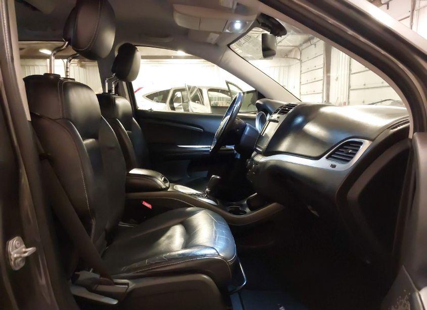 Photo 5 of 2016 Dodge Journey R/T (VIN 3C4PDDFG8GT210664)