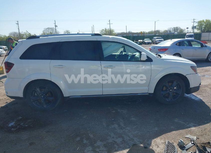 Photo 14 of 2018 Dodge Journey CROSSROAD AWD (VIN 3C4PDDGG0JT386534)