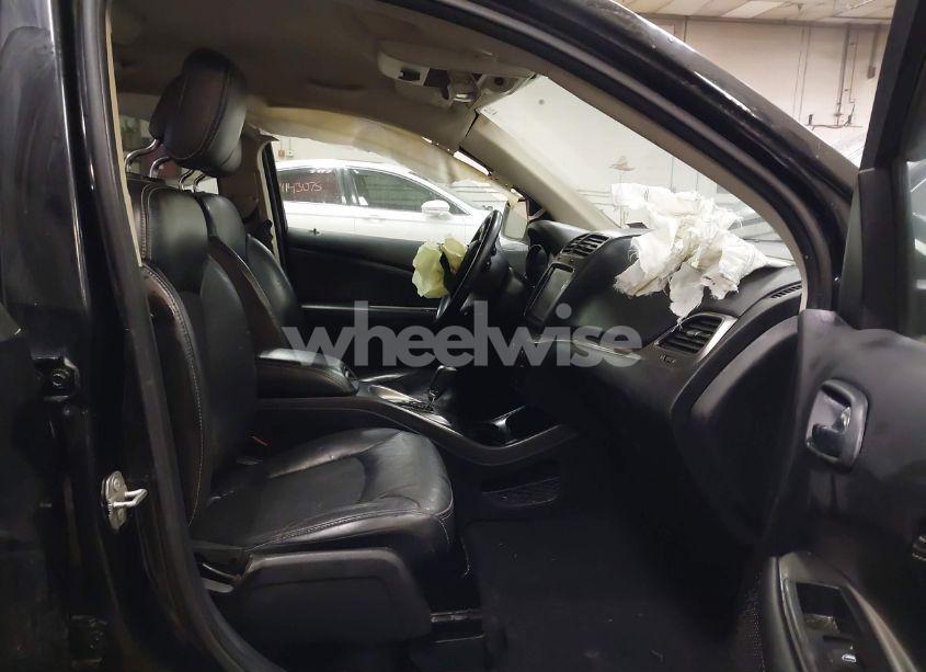 Photo 5 of 2018 Dodge Journey CROSSROAD AWD (VIN 3C4PDDGG0JT388302)