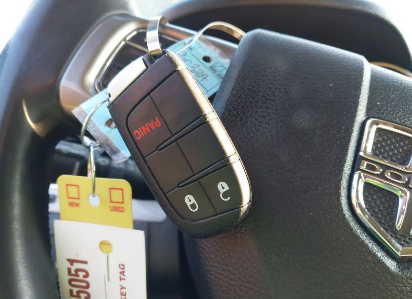 Photo 11 of 2019 Dodge Journey CROSSROAD AWD (VIN 3C4PDDGG0KT759184)