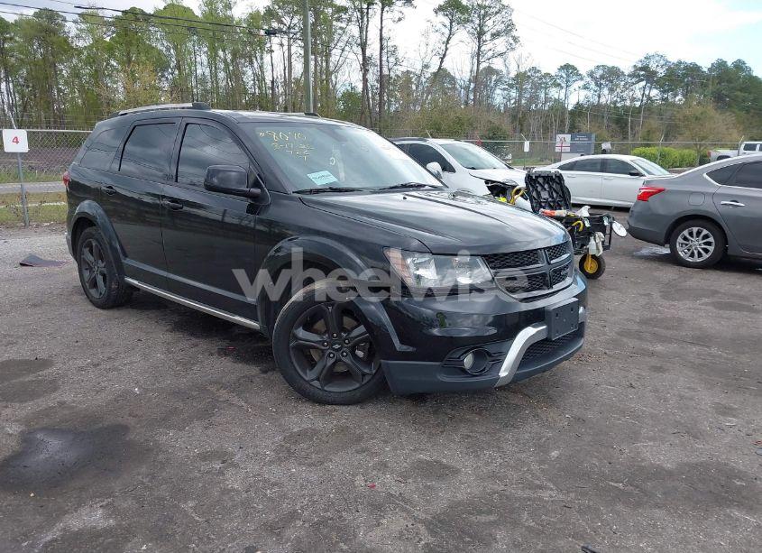 2019 Dodge Journey CROSSROAD AWD (VIN 3C4PDDGG0KT858510) main photo