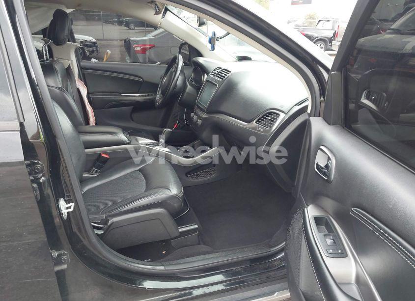 Photo 5 of 2019 Dodge Journey CROSSROAD AWD (VIN 3C4PDDGG0KT858510)