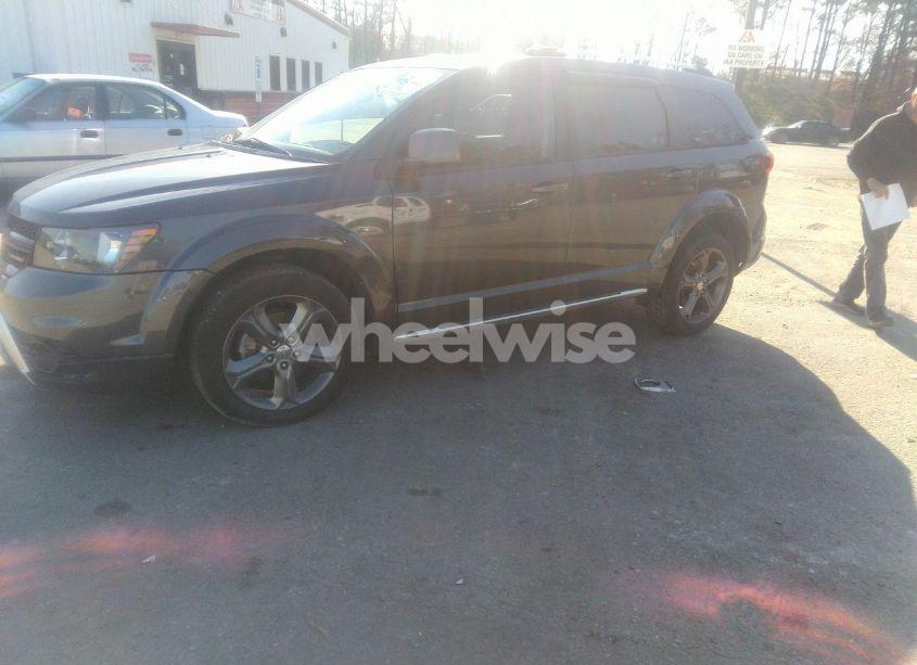 Photo 2 of 2016 Dodge Journey CROSSROAD (VIN 3C4PDDGG1GT113076)