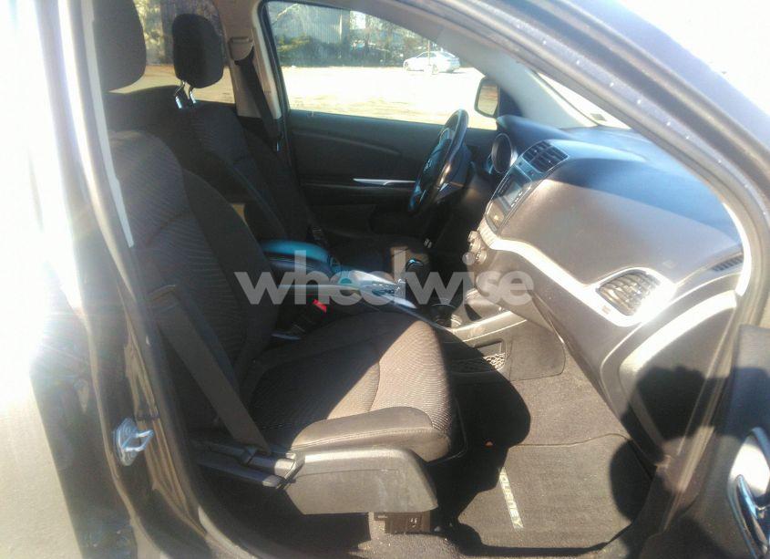 Photo 5 of 2016 Dodge Journey CROSSROAD (VIN 3C4PDDGG1GT113076)