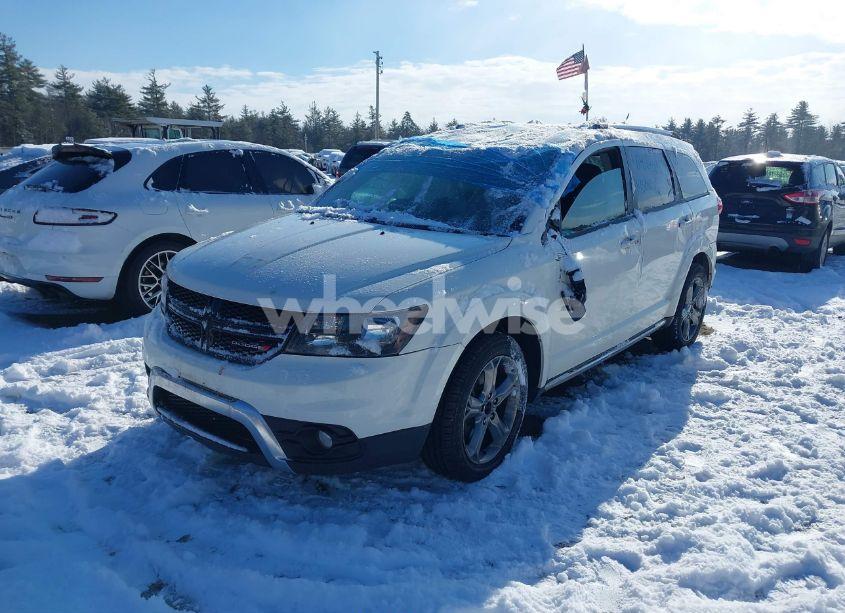 Photo 2 of 2017 Dodge Journey CROSSROAD PLUS AWD (VIN 3C4PDDGG1HT574697)