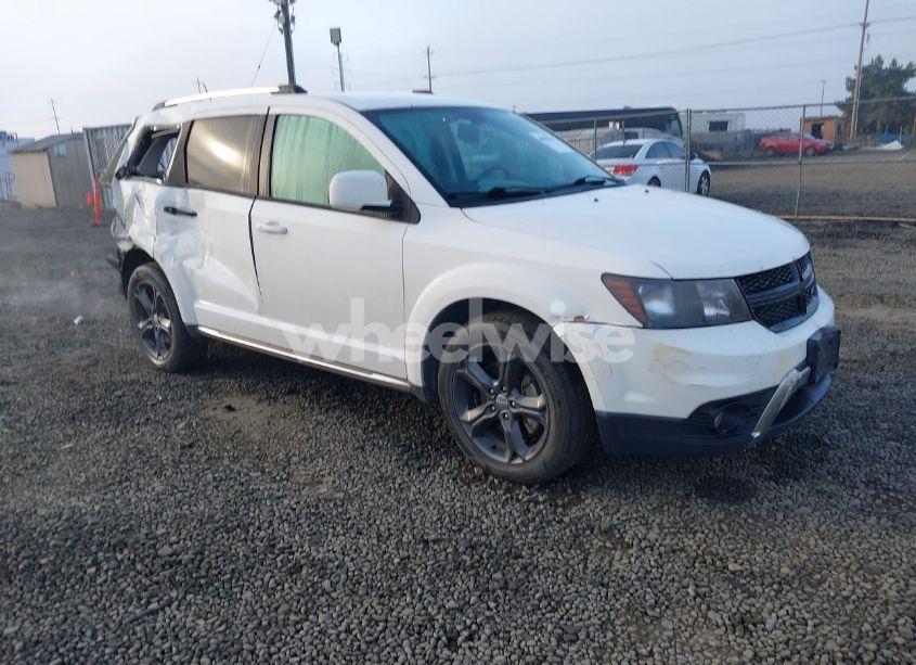2017 Dodge Journey CROSSROAD (VIN 3C4PDDGG4HT548885) main photo