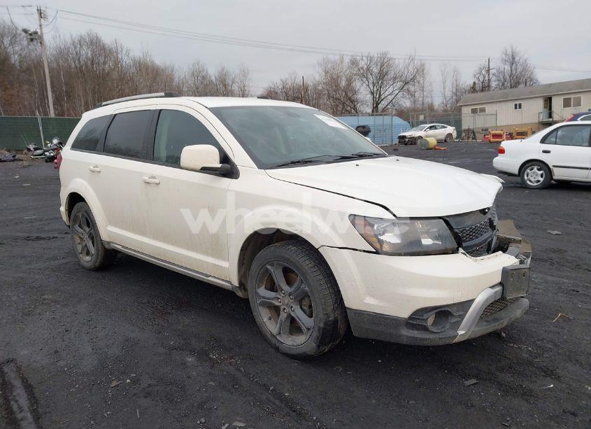 2018 Dodge Journey CROSSROAD AWD (VIN 3C4PDDGG4JT430485) main photo