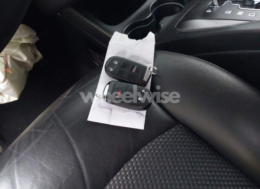 Photo 11 of 2018 Dodge Journey CROSSROAD AWD (VIN 3C4PDDGG4JT512720)