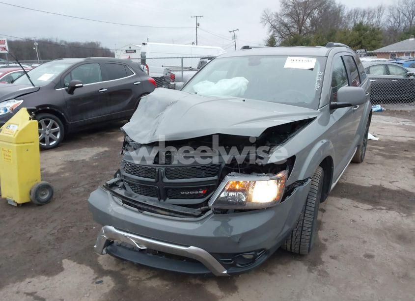 Photo 2 of 2019 Dodge Journey CROSSROAD AWD (VIN 3C4PDDGG4KT764923)